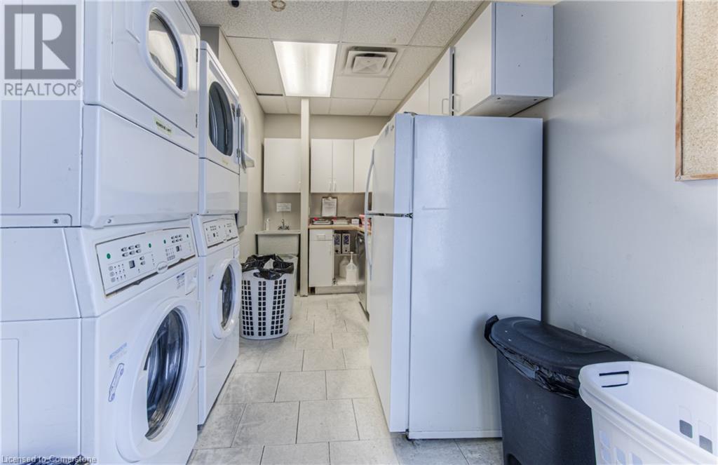 370 University Avenue E Unit# 102 103 105 Property Photo 42