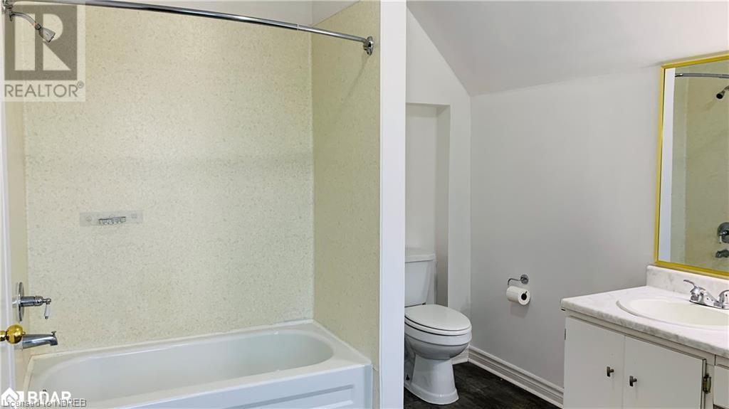 156 Simcoe Street Street Property Photo 22