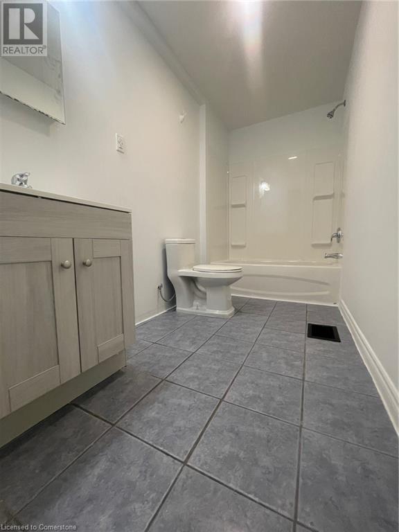 447 Barton Street E Property Photo 20