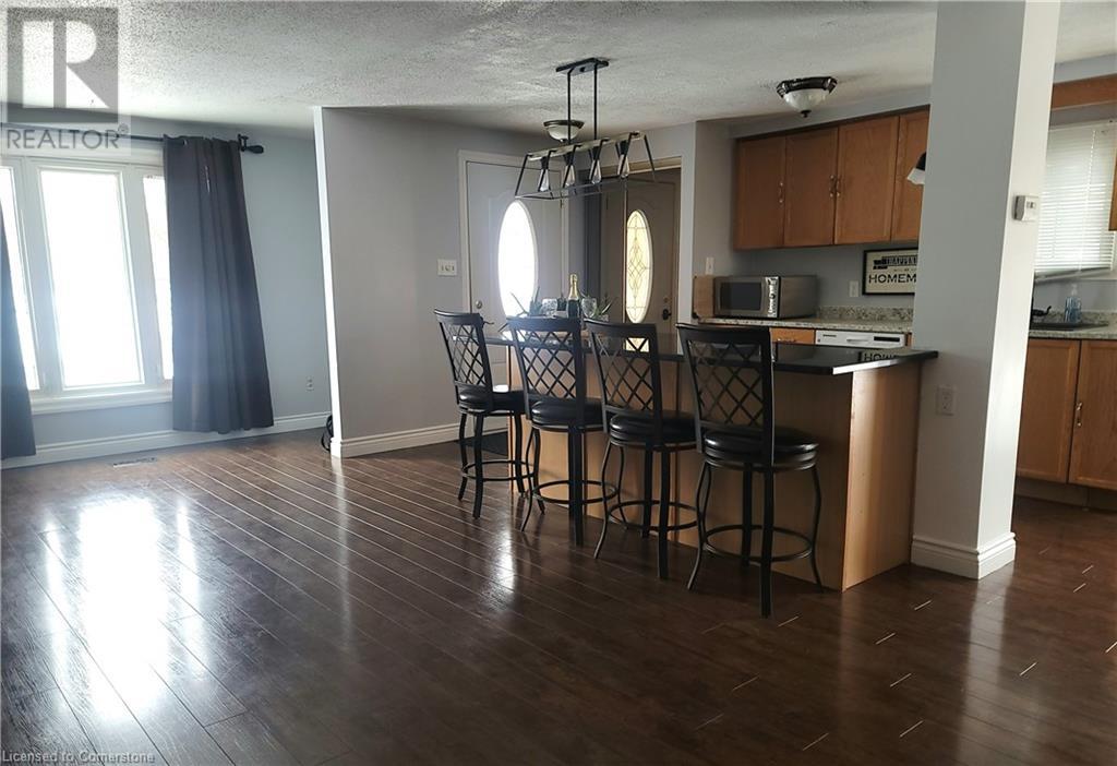 176 Coghill Place Unit# A Property Photo 8