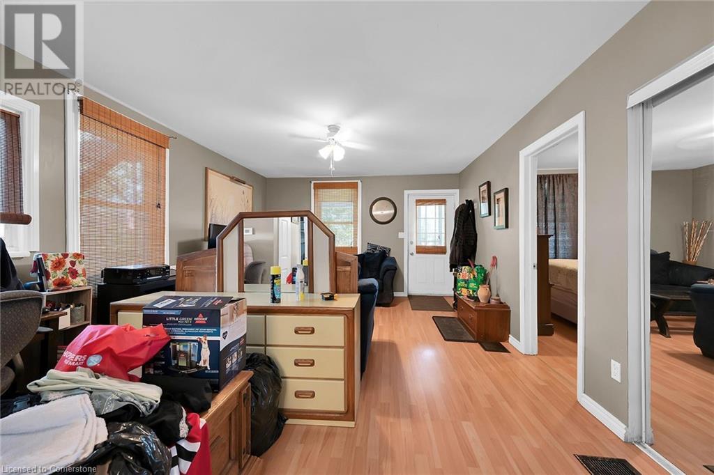 942 Upper Gage Avenue Property Photo 8