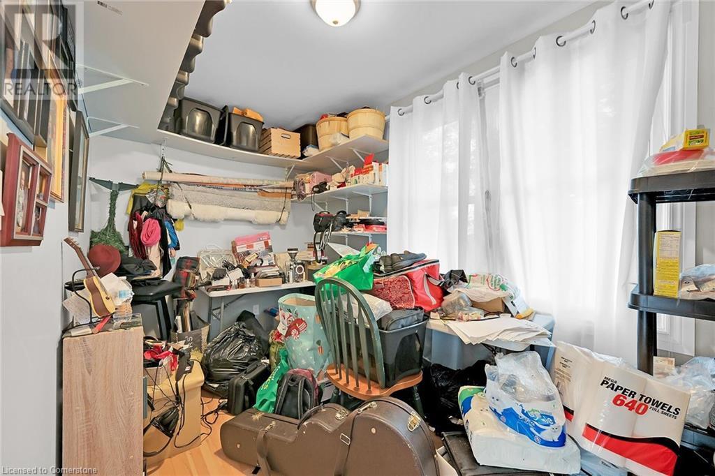 942 Upper Gage Avenue Property Photo 13