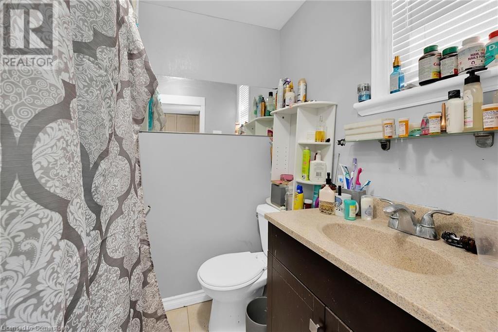 942 Upper Gage Avenue Property Photo 21