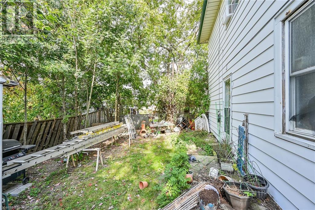 942 Upper Gage Avenue Property Photo 38