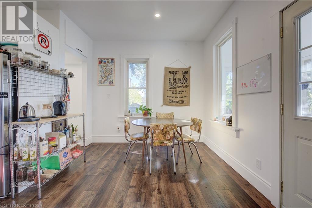 52 Henry Street Property Photo 5