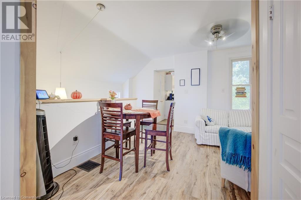 52 Henry Street Property Photo 27