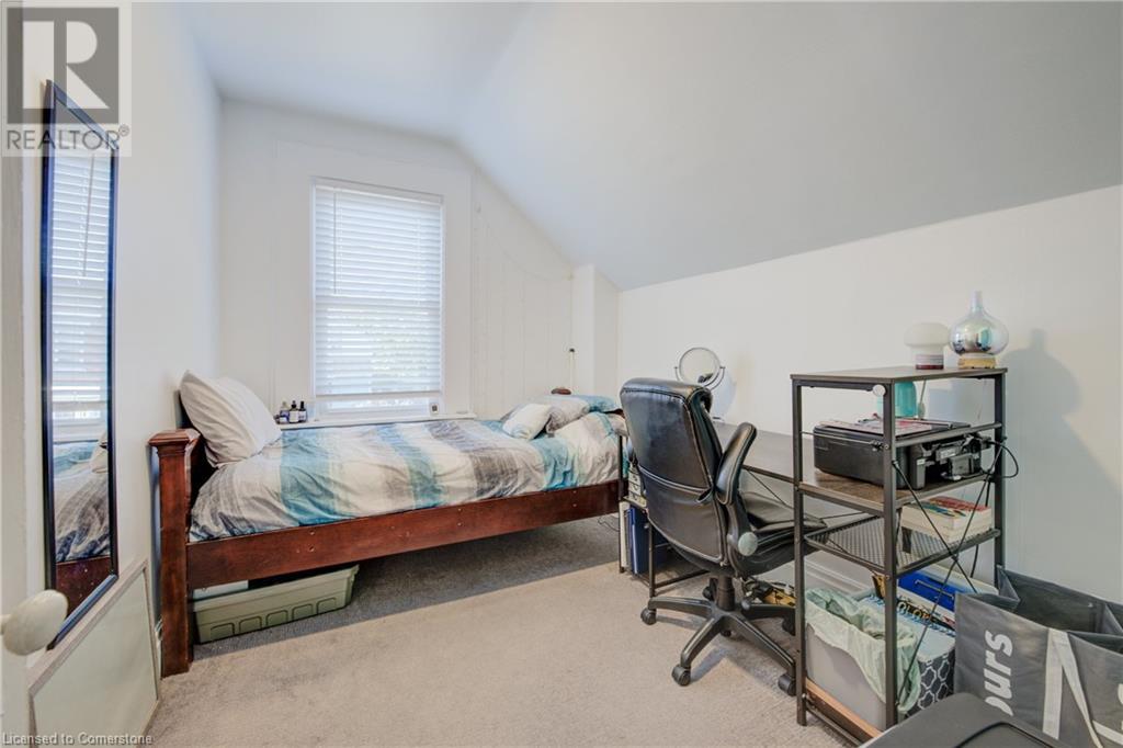 52 Henry Street Property Photo 32