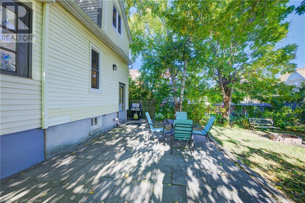 52 Henry Street Property Photo 40