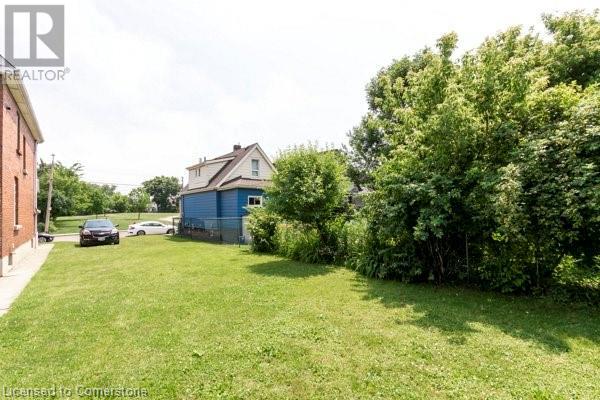 309 Weir Street N Property Photo 1