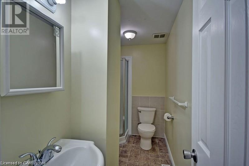1260 King Street Property Photo 10