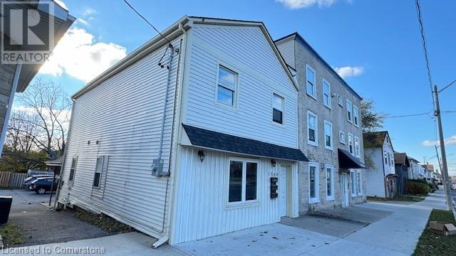1260 King Street Property Photo 26