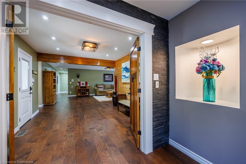 1285 Cockshutt Road Property Photo 30
