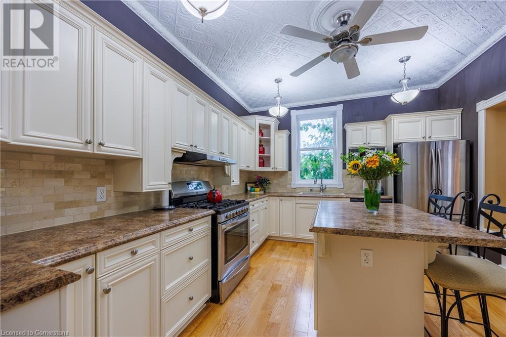 172 Norfolk Street Property Photo 7