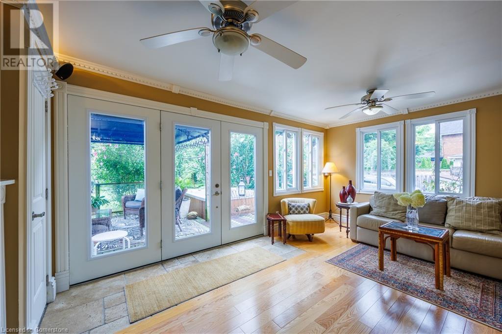 172 Norfolk Street Property Photo 11