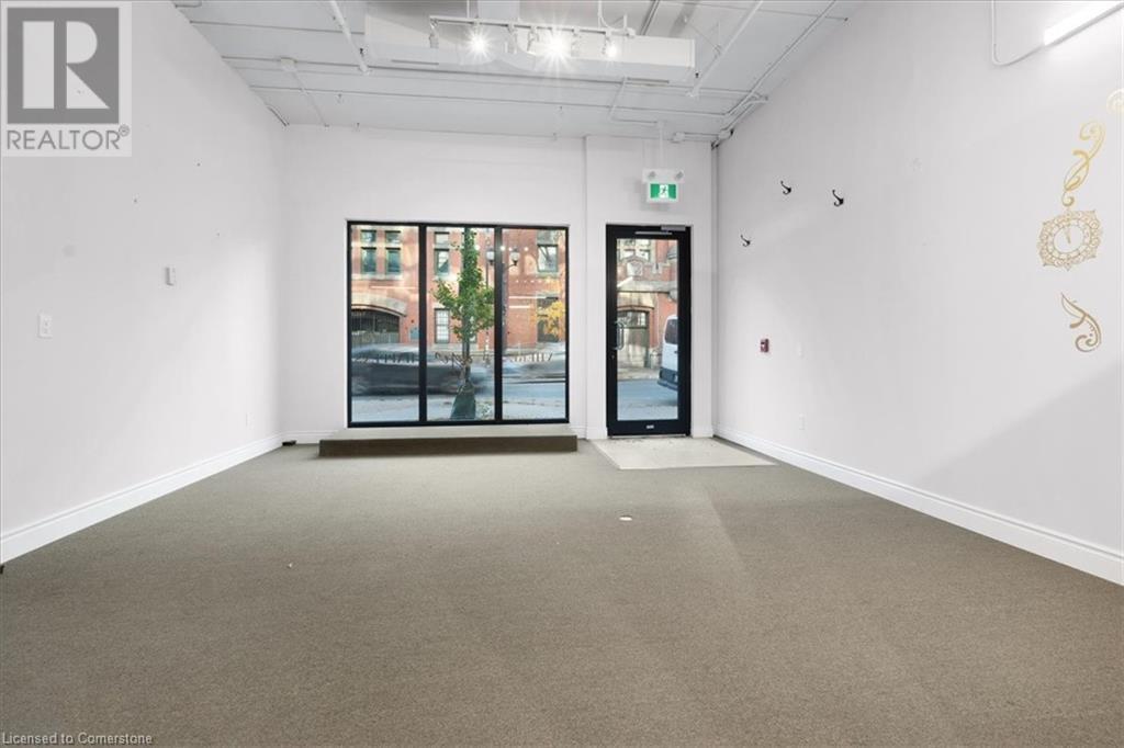 183 James Street N Property Photo 17