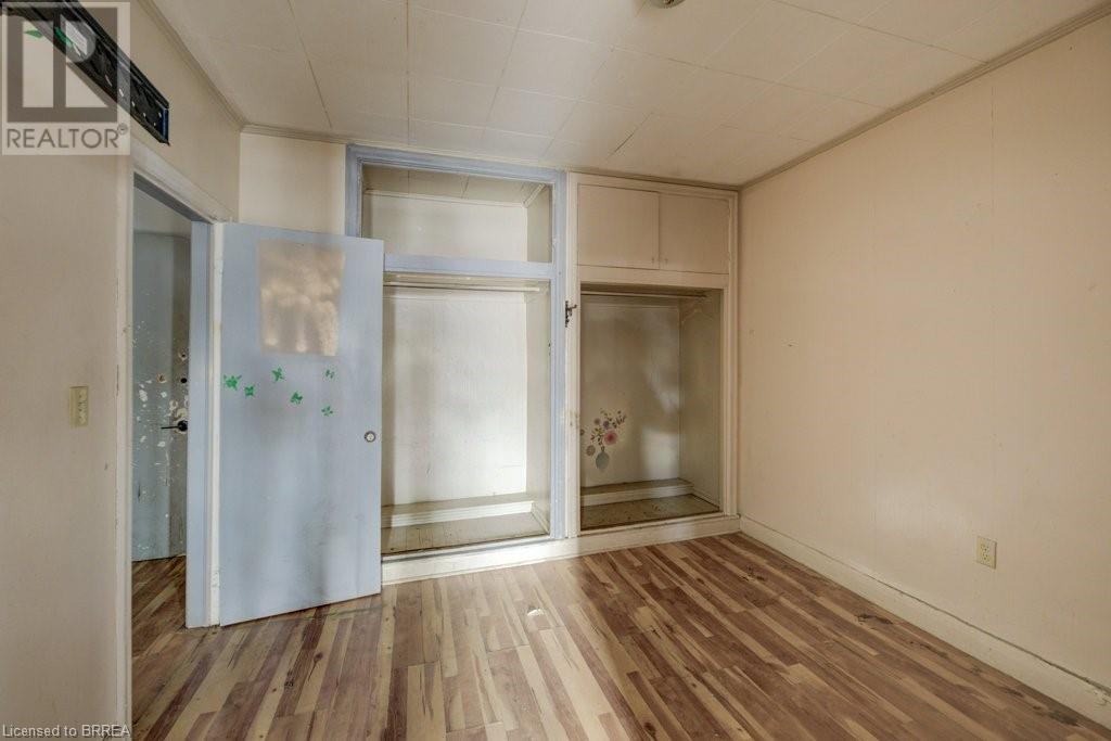 36 Norfolk Street S Property Photo 20