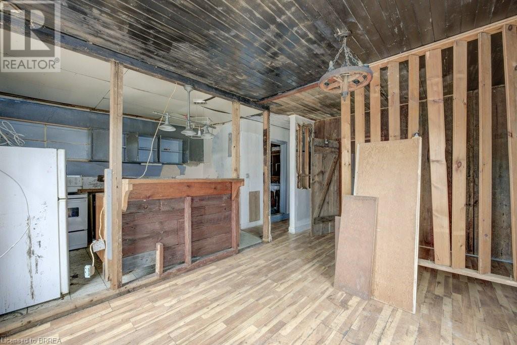 36 Norfolk Street S Property Photo 23