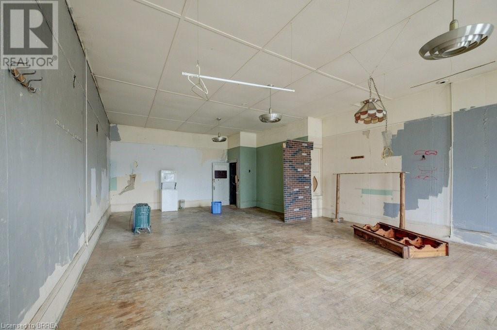 36 Norfolk Street S Property Photo 17