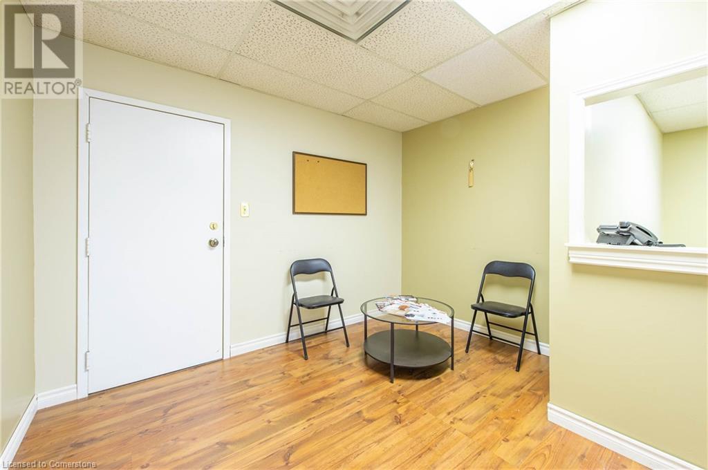 585 Queen Street S Property Photo 18