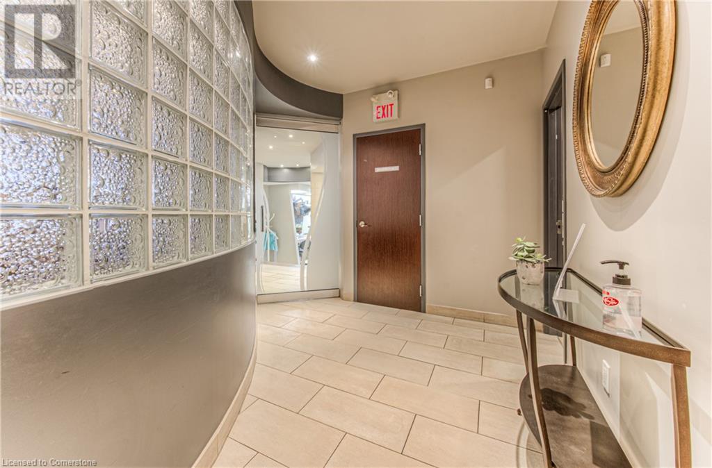 370 University Avenue E Unit# 102 & 103 Property Photo 21
