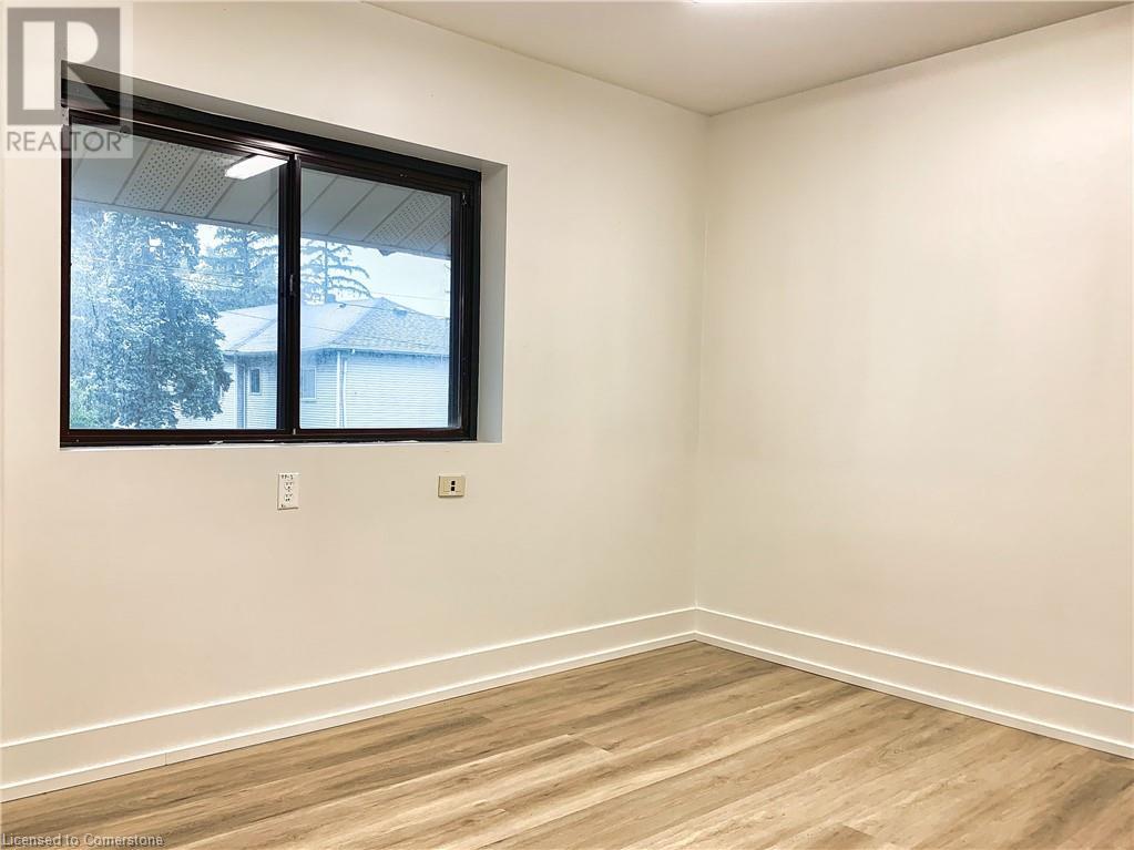 165 Plymouth Road Unit# 2 Property Photo 6