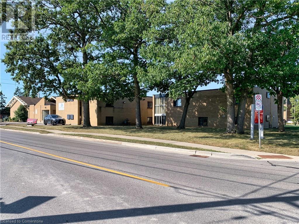 165 Plymouth Road Unit# 2 Property Photo 23