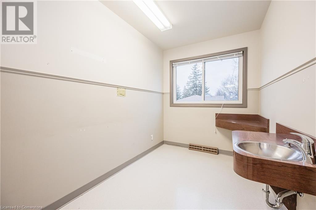 3742 Nafziger Road Property Photo 16