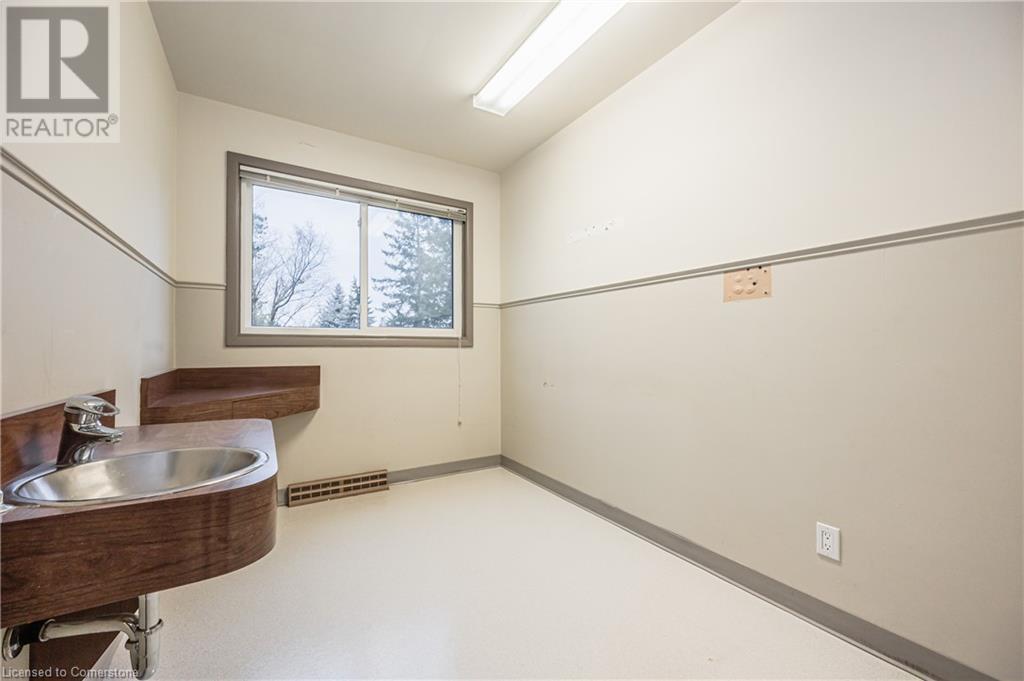 3742 Nafziger Road Property Photo 18