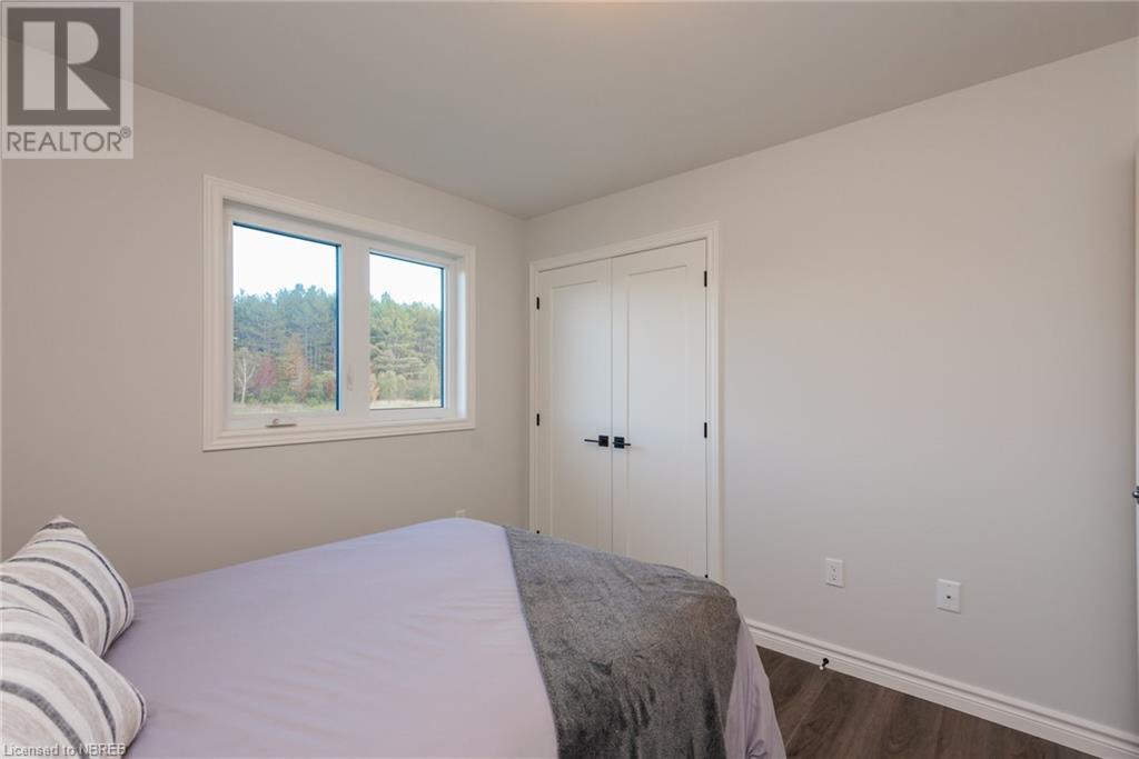 46 Oakridge Estates Property Photo 22