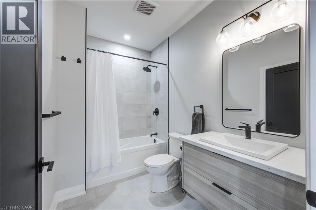 57 Centre Street Property Photo 41