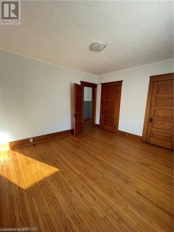 39 Norfolk Street N Property Photo 11