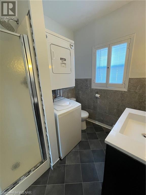 39 Norfolk Street N Property Photo 15
