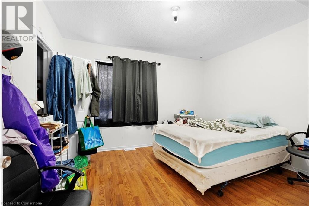770 Barton Street E Property Photo 3