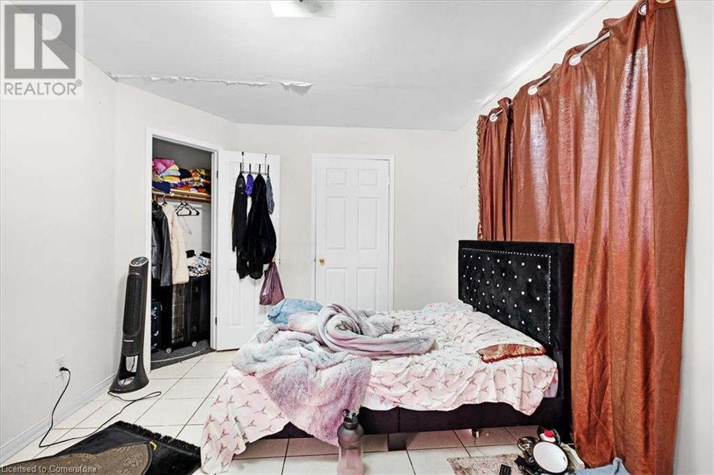 770 Barton Street E Property Photo 6