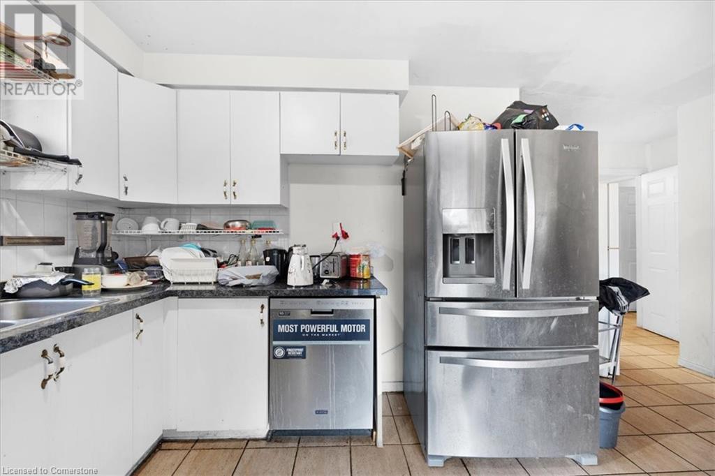 770 Barton Street E Property Photo 21