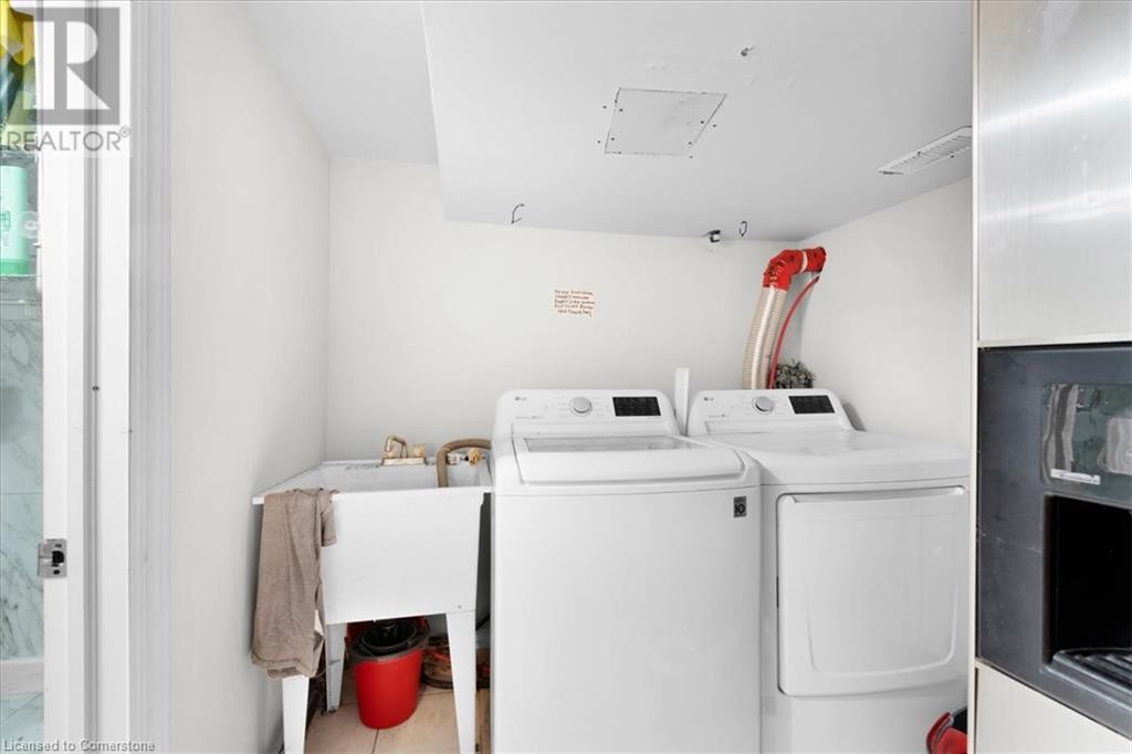 770 Barton Street E Property Photo 29