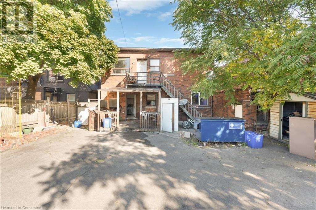 770 Barton Street E Property Photo 31