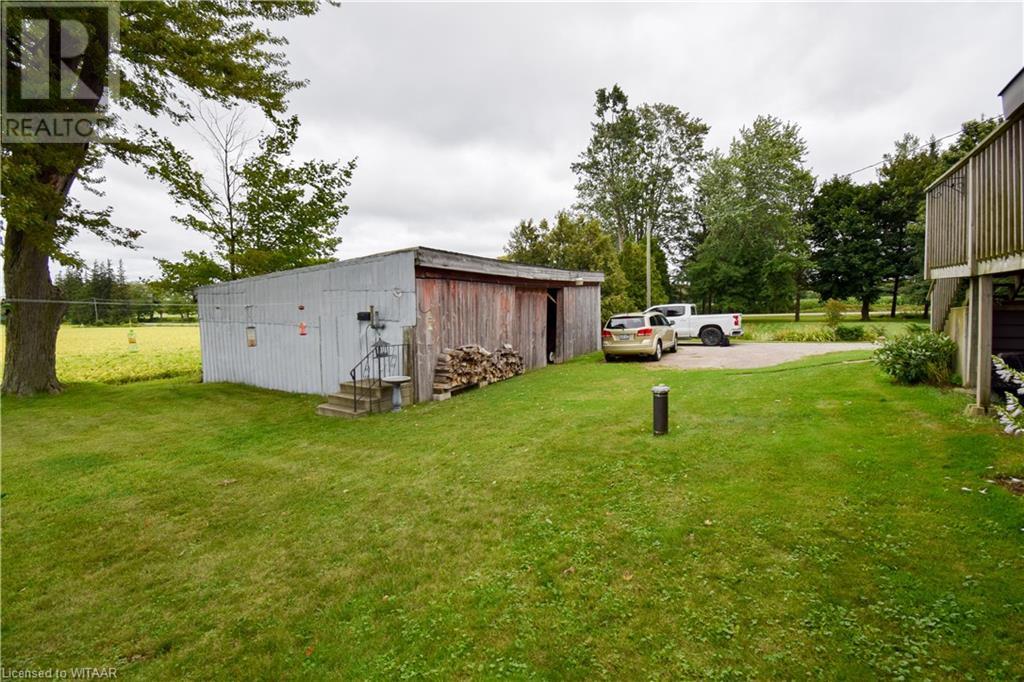 334789 33rd Line Property Photo 9