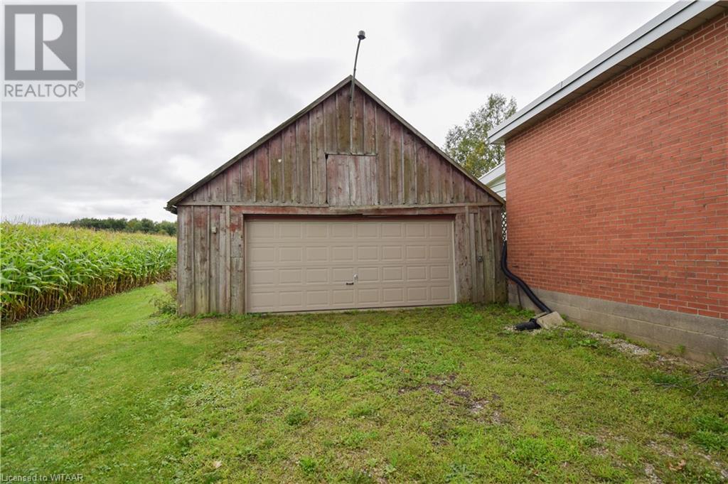 334789 33rd Line Property Photo 11