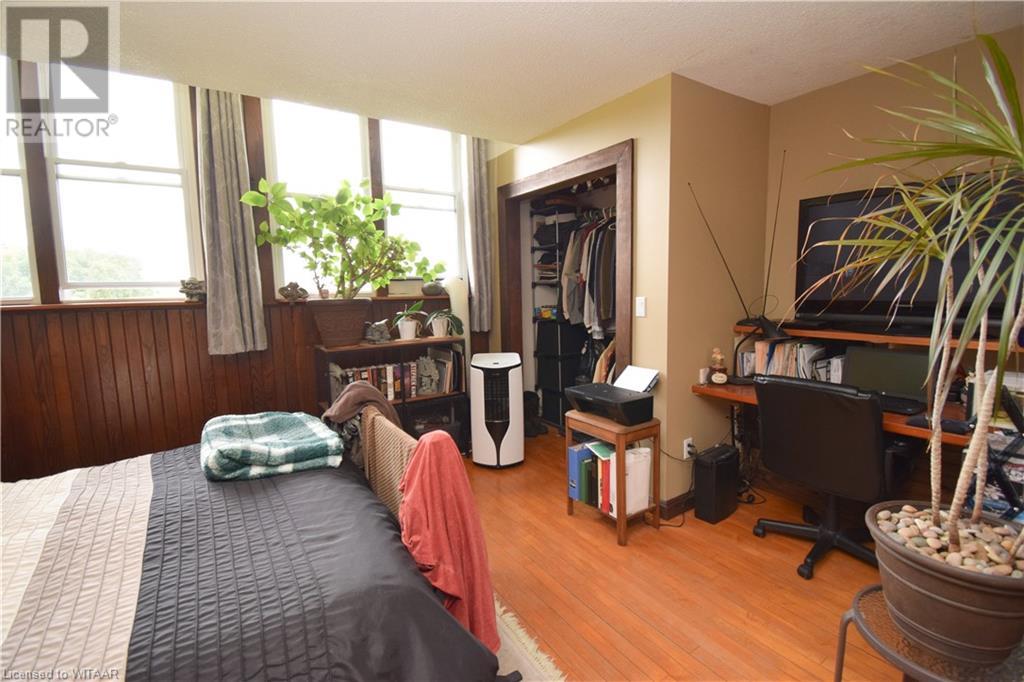 334789 33rd Line Property Photo 17