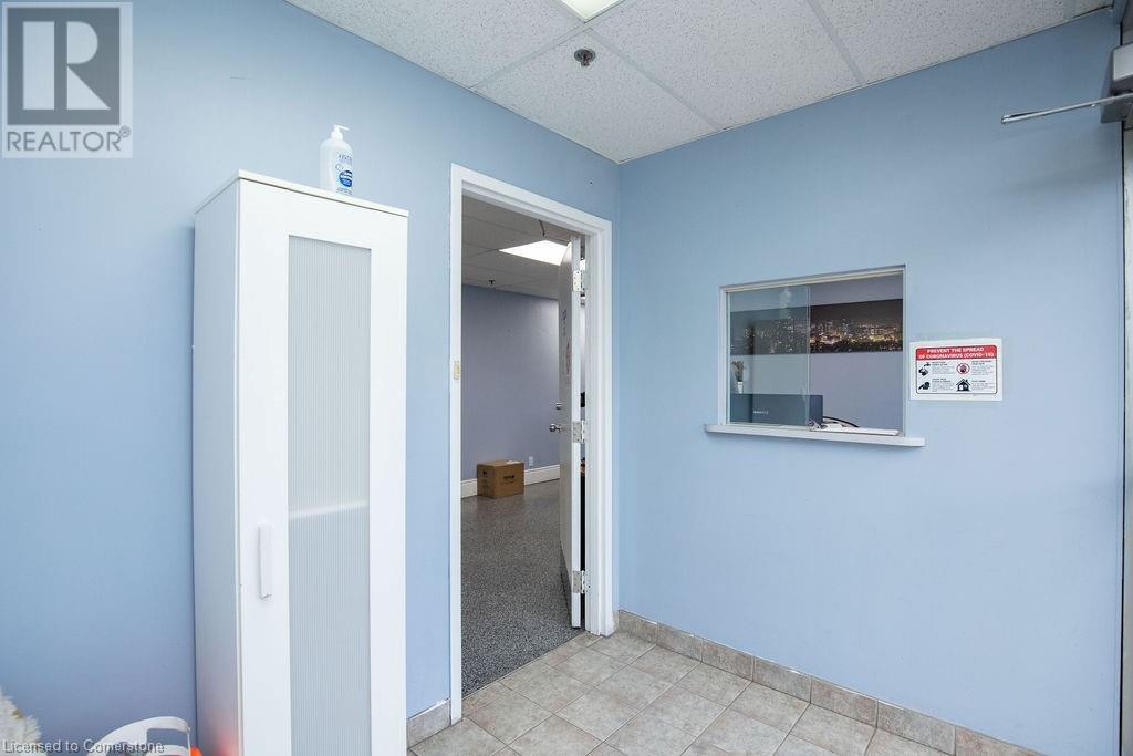 42 Niagara Street Property Photo 20