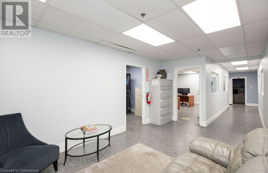 42 Niagara Street Property Photo 23