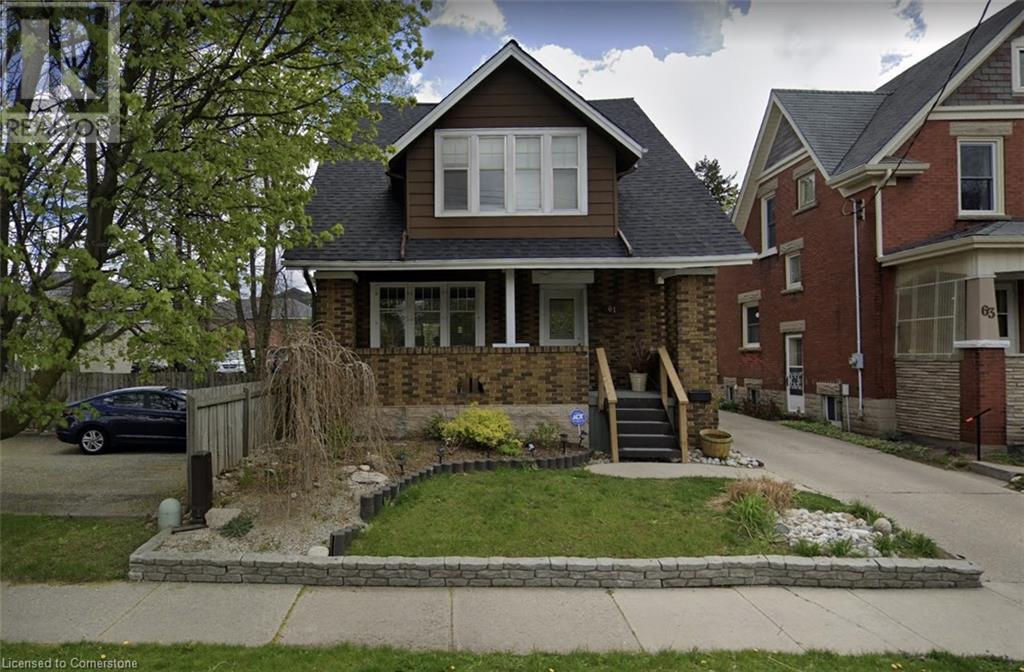 61 Mount Hope Street Property Photo 3