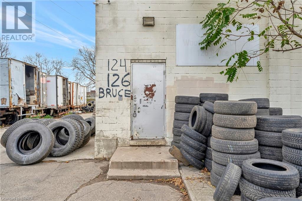 124 Bruce Street Property Photo 11
