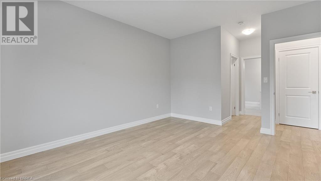 45 Vanrooy Trail Property Photo 8