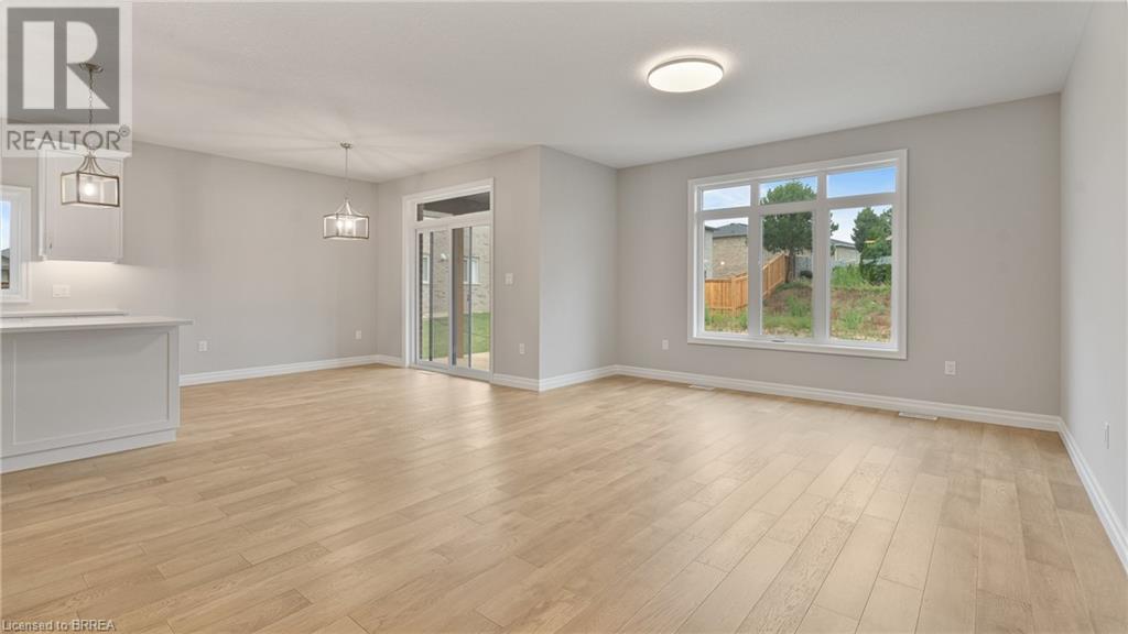45 Vanrooy Trail Property Photo 10