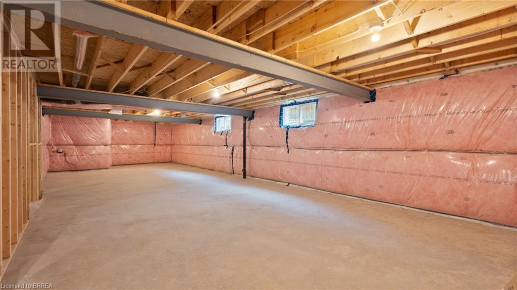 45 Vanrooy Trail Property Photo 24