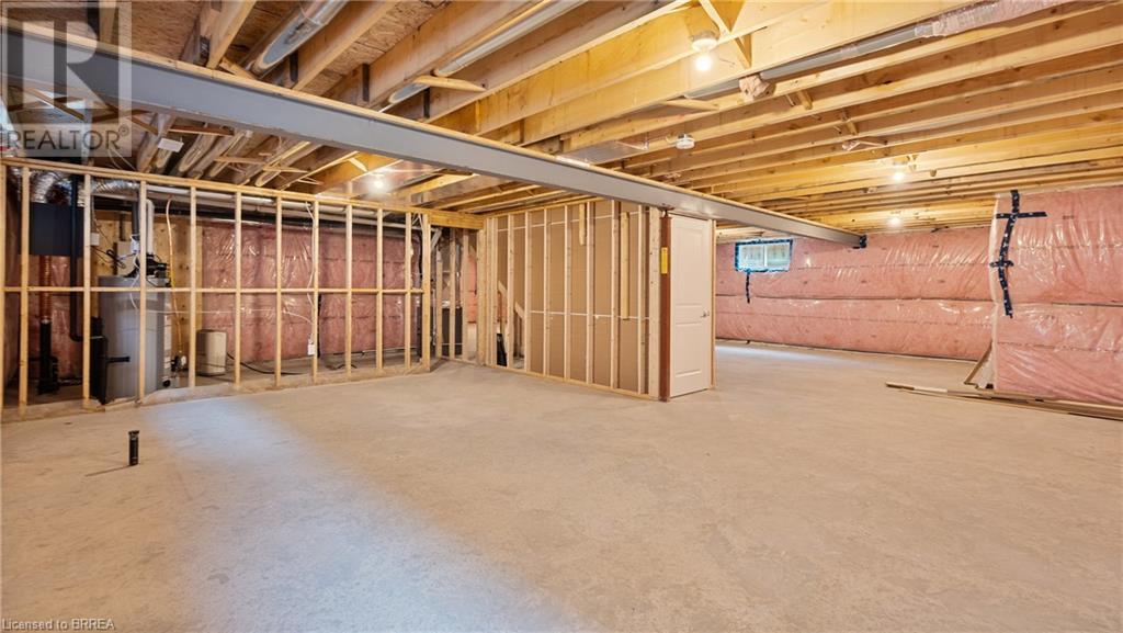 45 Vanrooy Trail Property Photo 25