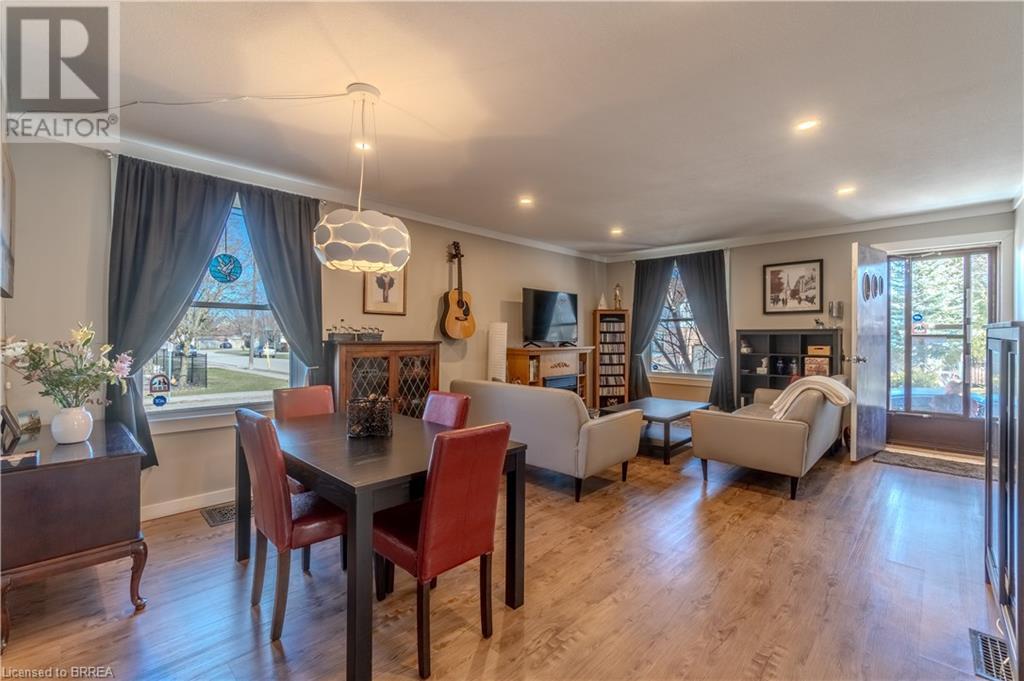 21 Wade Avenue Property Photo 2