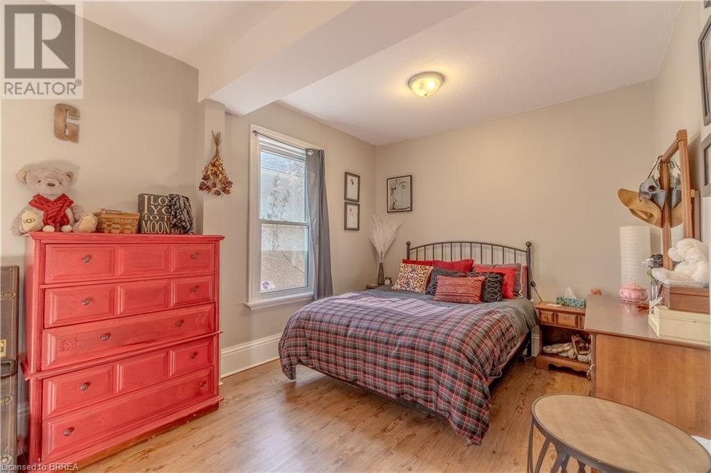 21 Wade Avenue Property Photo 8